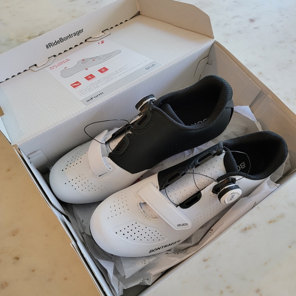 Bontrager velocris cycling clip on shoes